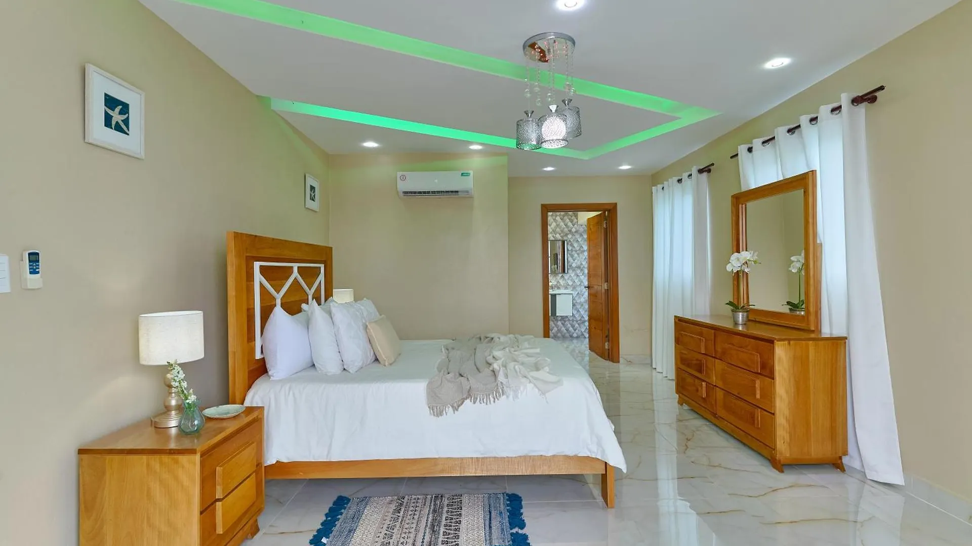 Penthouse With Beautiful Beach View Guayacanes Διαμέρισμα