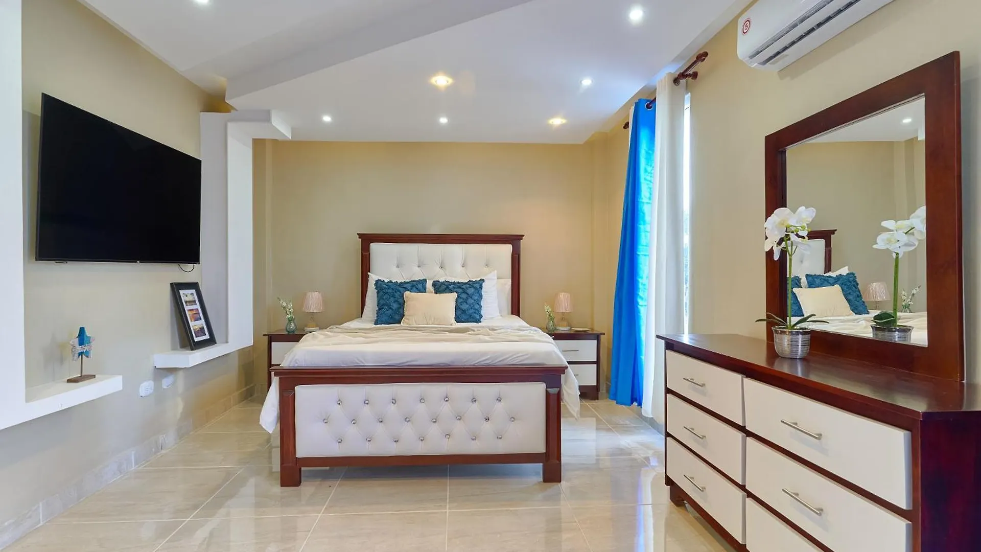 Apartment Penthouse With Beautiful Beach View Guayacanes